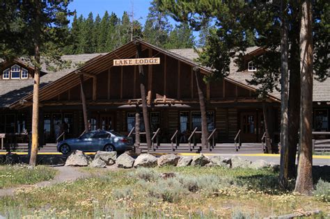 lake lodge cabins yellowstone